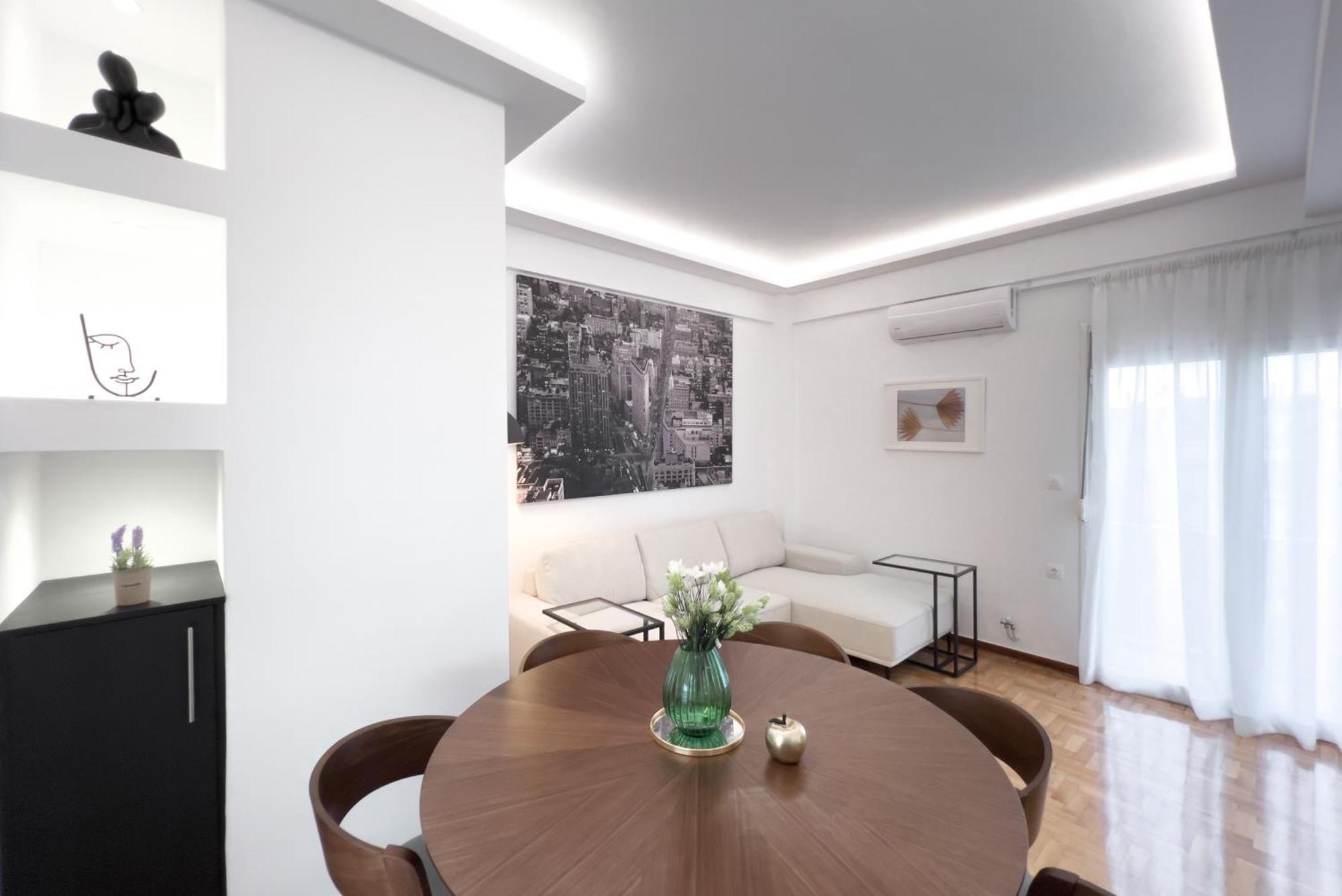 Spacious Penthouse Near Downtown เอเธนส์ ภายนอก รูปภาพ
