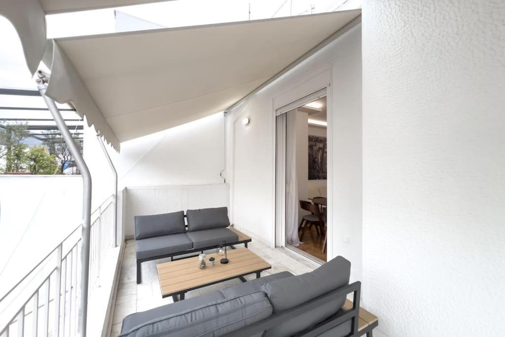 Spacious Penthouse Near Downtown เอเธนส์ ภายนอก รูปภาพ