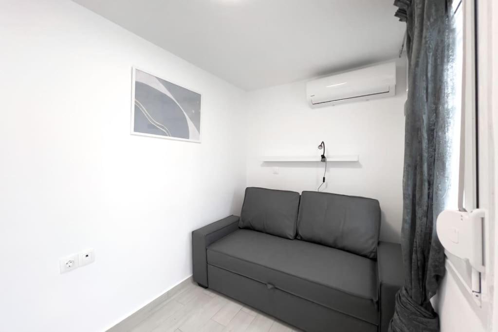 Spacious Penthouse Near Downtown เอเธนส์ ภายนอก รูปภาพ