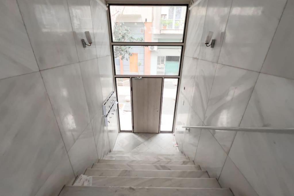 Spacious Penthouse Near Downtown เอเธนส์ ภายนอก รูปภาพ