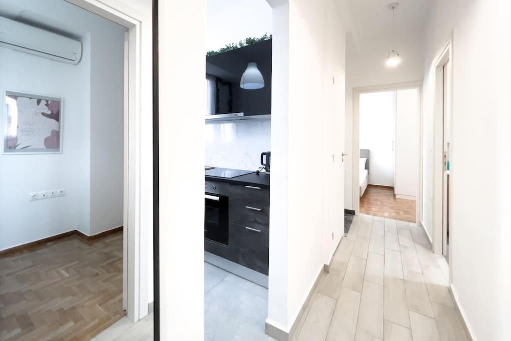 Spacious Penthouse Near Downtown เอเธนส์ ภายนอก รูปภาพ